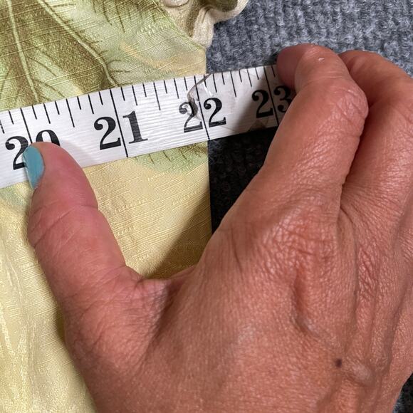 Tommy Bahama Mens Medium Button Up Shirt Yellow Silk Pineapple Floral Print - Picture 6 of 7